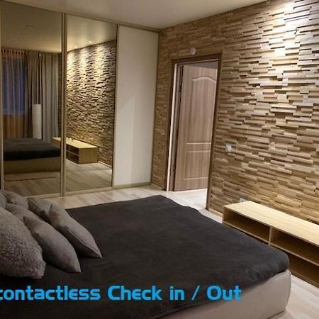 Oak Lounge Lux Apartment リガ エクステリア 写真